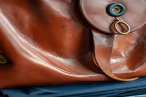 Pequenos Erros Que Comprometem A Estética De Bolsas Vintage Revitalizadas